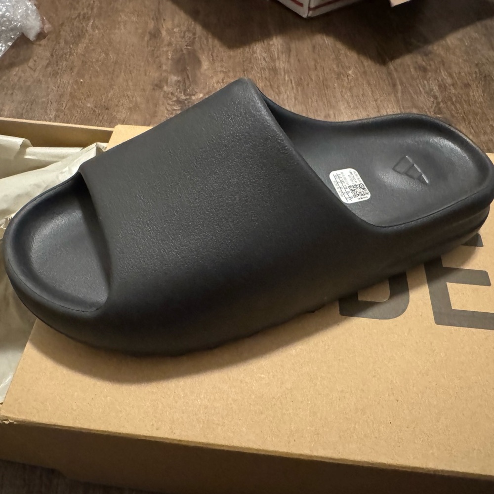 Yeezy Slides